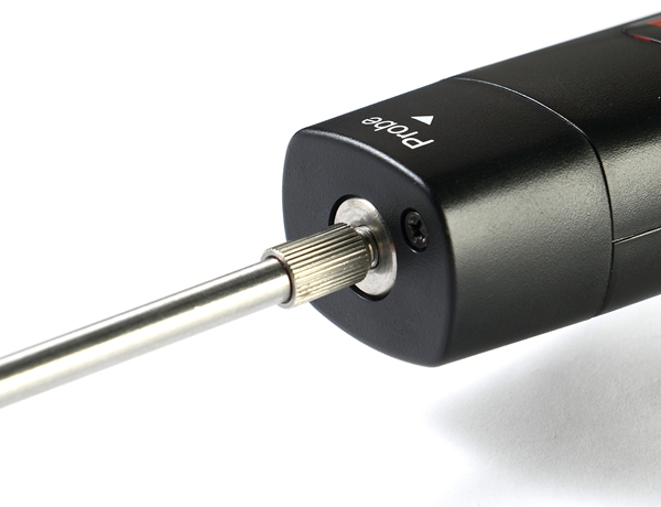 YVT-2機械故障聽診器有高靈敏探頭，可以查探出任何機械發(fā)出雜聲的部位。無論是活門震顫，挺桿震響，松動的活塞，齒輪和泵的各類震響，繼電器的螺線管操作的聲響，都可以清晰地查探出來。