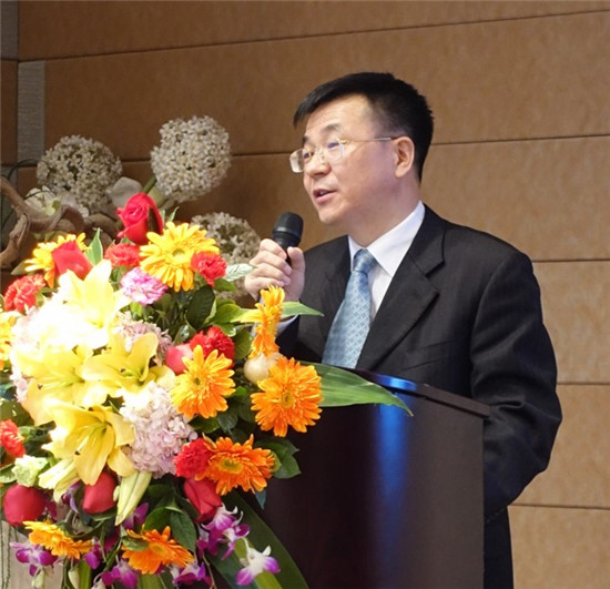 內(nèi)窺鏡專業(yè)委員會(huì)主任鄭翔致辭